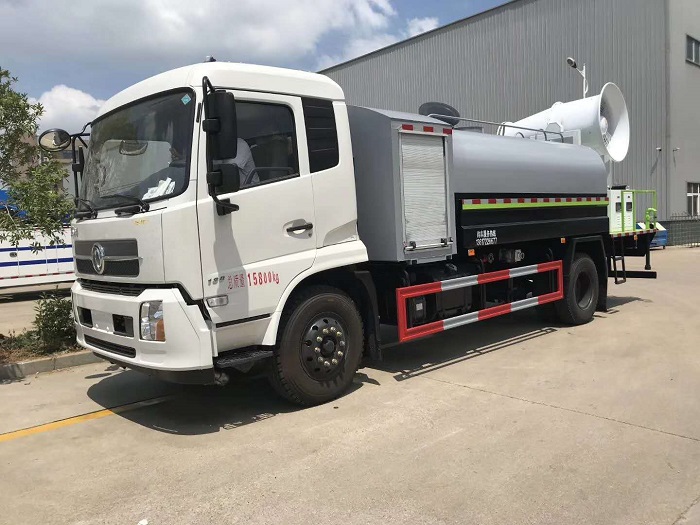 東風天錦8-12方多功能抑塵車圖片