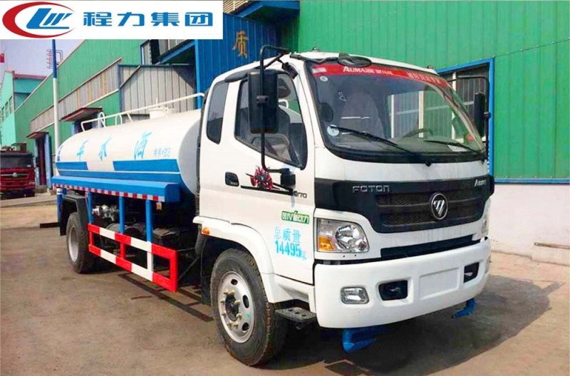 福田歐馬可5-6立方灑水車(chē)