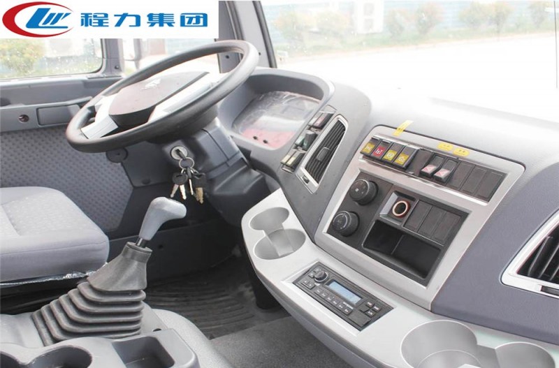 重汽斯太爾后雙橋灑水車(18-22方)