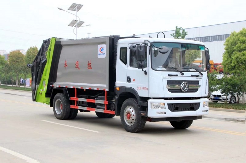 東風(fēng)D9壓縮垃圾車(10-12方)