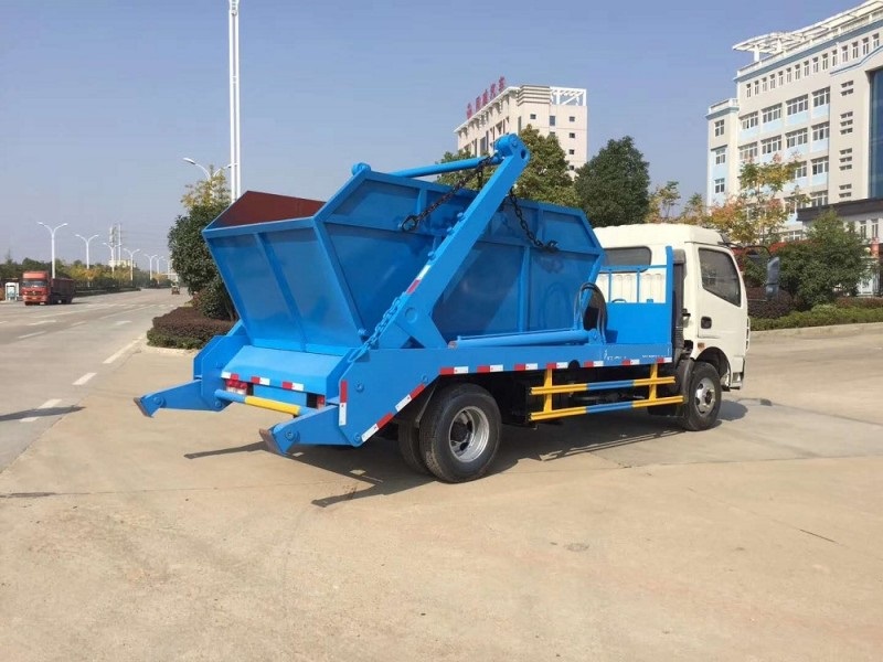 東風(fēng)大多利卡8方擺臂垃圾車