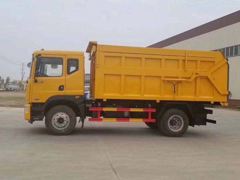 東風多利卡D9(12方)對接垃圾車