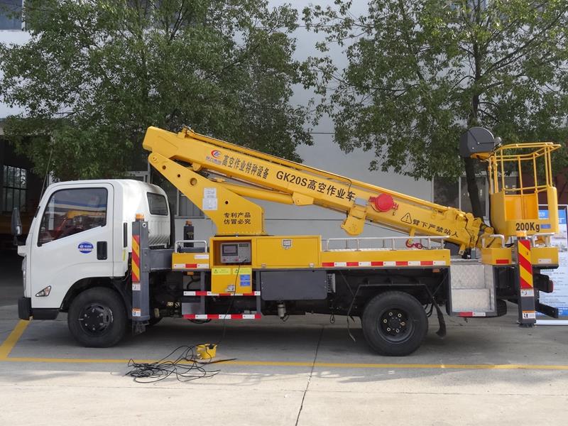 江鈴凱銳20米伸縮臂高空作業(yè)車 江鈴凱銳20米伸縮臂高空作業(yè)車圖片