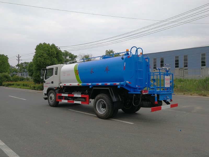 時風(fēng)10噸灑水車 時風(fēng)10噸灑水車圖片