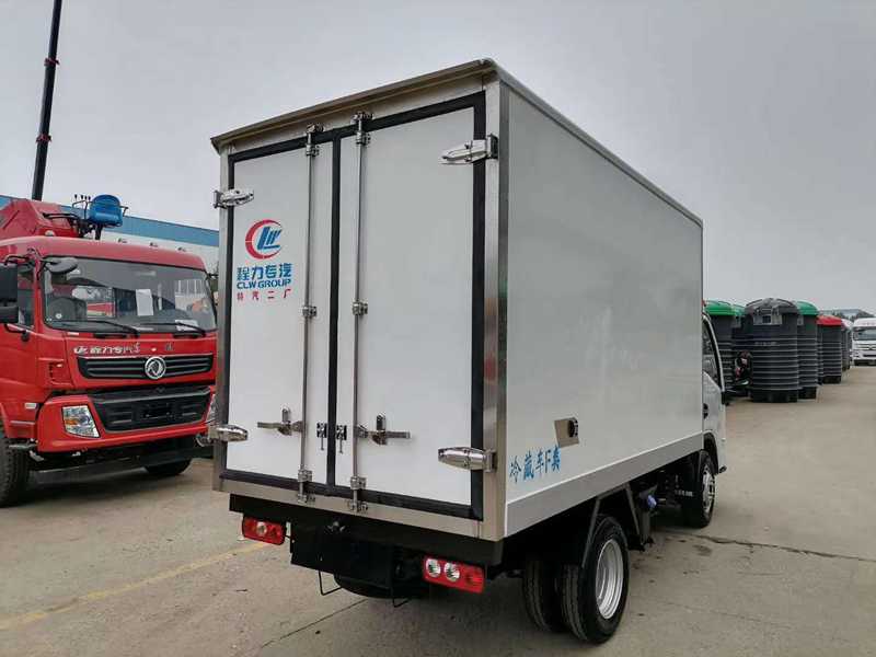 躍進(jìn)福運(yùn)S80冷藏車圖片