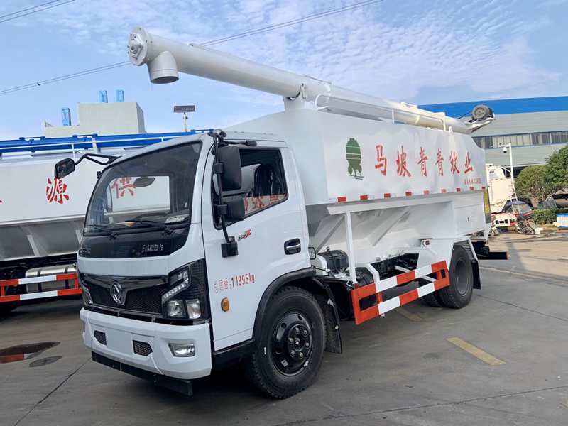 東風(fēng)福瑞卡散裝飼料運(yùn)輸車(chē)（12方）